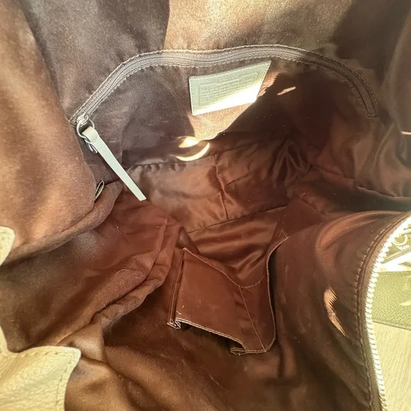 Coach Pinnacle Allie Hobo | 18665 | Rare Pinnacle Collection | 2 Hangtags | EUC - Picture 12 of 16